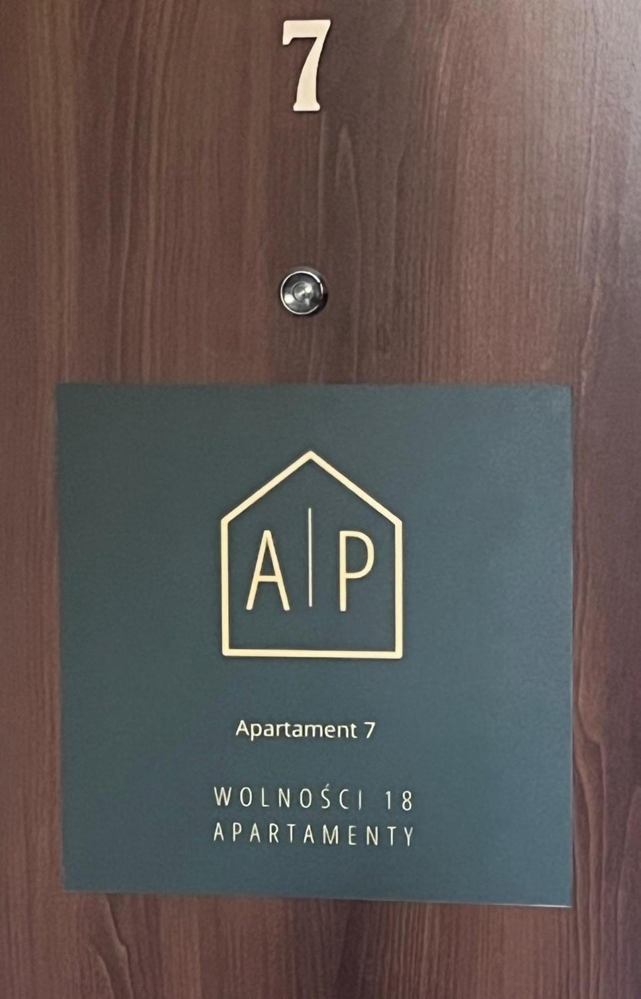 Apartamenty Wolnosci 18 Čenstochová Exteriér fotografie